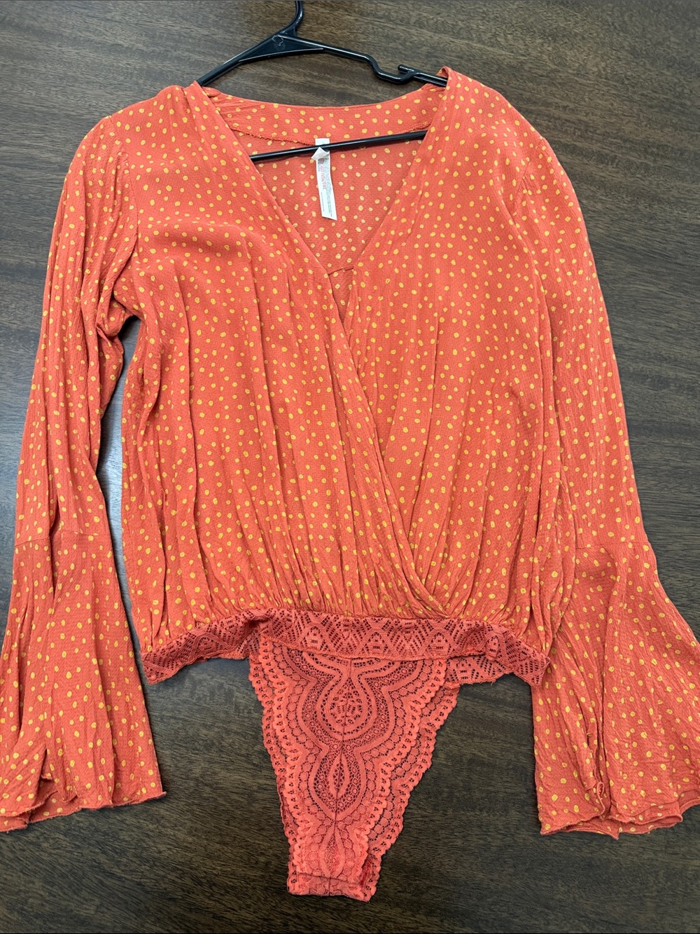 Free people Women's Orange Polka Dot Wrap Lace-Trim Bodysuit